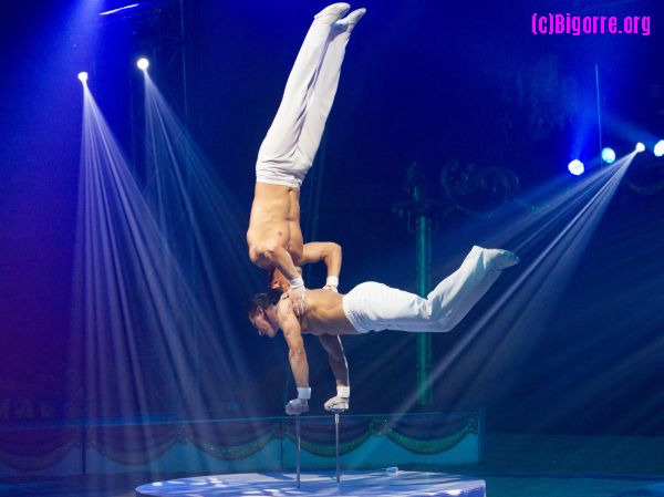 La magie des traditions du cirque Amar