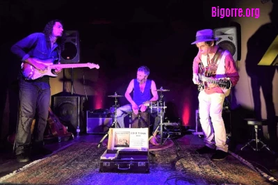 Buddy Blues Trio
