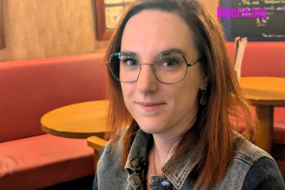 Delphine R à Couleur café à Tarbes