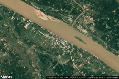 Vue aérienne de Tha Uthen