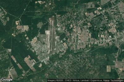Vue aérienne de Kampung Batu Lapan Tiga Suku