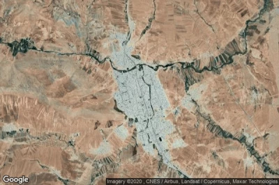 Vue aérienne de Nūr-Ābād