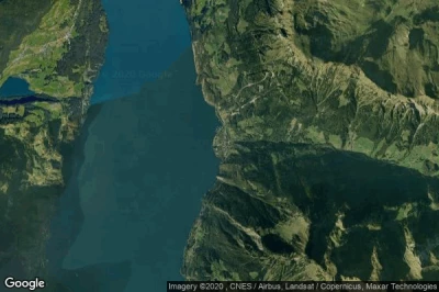Vue aérienne de Sisikon