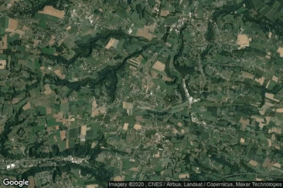 Vue aérienne de Faverges-de-la-Tour
