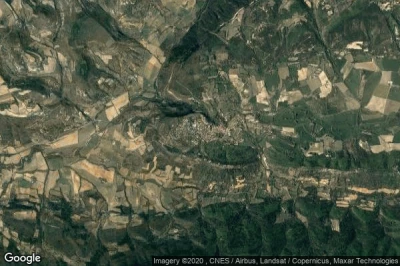 Vue aérienne de Cereste