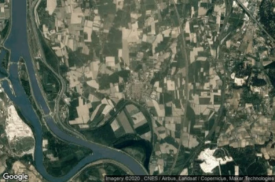 Vue aérienne de Caderousse