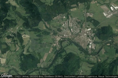 Vue aérienne de Klasterec nad Ohri