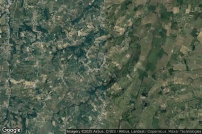 Vue aérienne de San Damiano al Colle