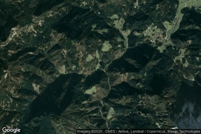 Vue aérienne de Zgornje Jezersko