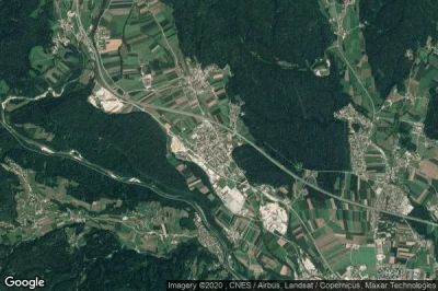Vue aérienne de Naklo