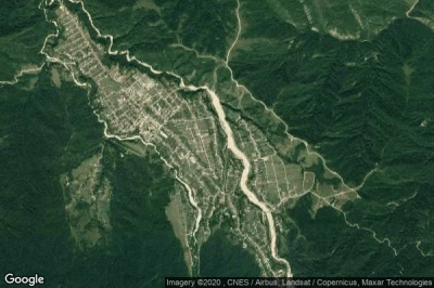 Vue aérienne de Dyshne-Vedeno
