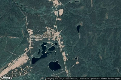 Vue aérienne de Dease Lake