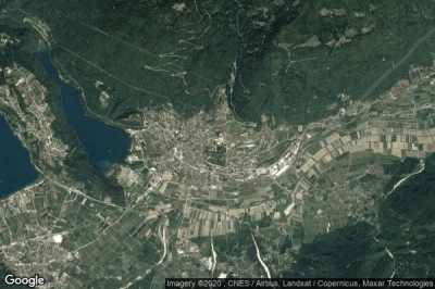 Vue aérienne de Levico Terme