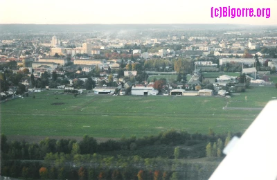 L'aérodrome de Tarbes-Laloubère   