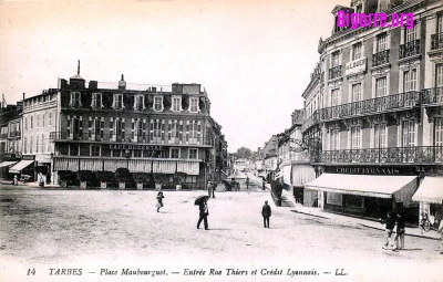 carte postale ancienne de la place Maubourguet à Tarbes