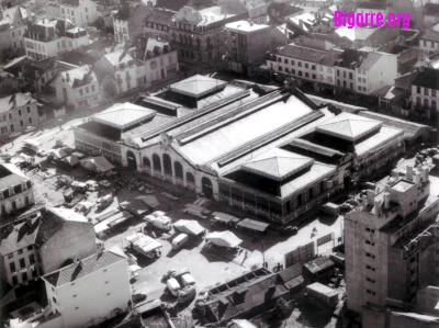 vue aérienne du marché Brauhauban à Tarbes