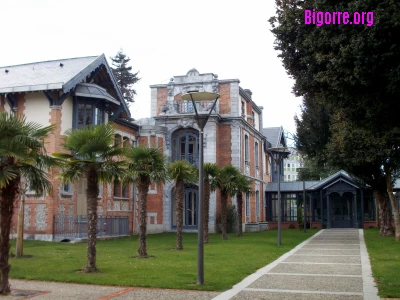 Villa Fould dans le Parc Chastellain à Tarbes, photo Florent Pecassou