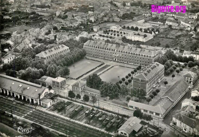 La caserne avant le Lycée Reffye à Tarbes