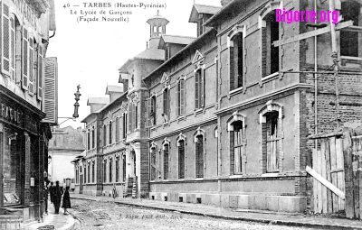 Photo ancienne du Lycée de garçons devenu Lycée Théophile Gautier à Tarbes
