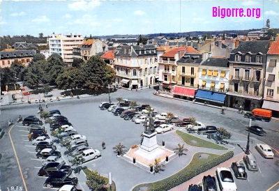 place de Verdun à Tarbes