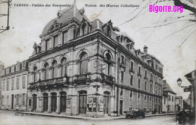 Photo ancienne du Théâtre des Nouveautés