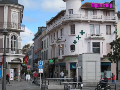 Rue Brauhauban à Tarbes   