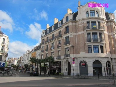 la rue foch à Tarbes   