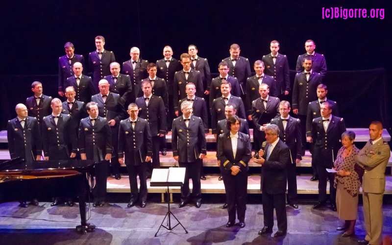 Le chœur de l’armée aux Nouveautés