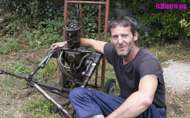 Pedro Frémy, du spectacle à la sculpture métallique