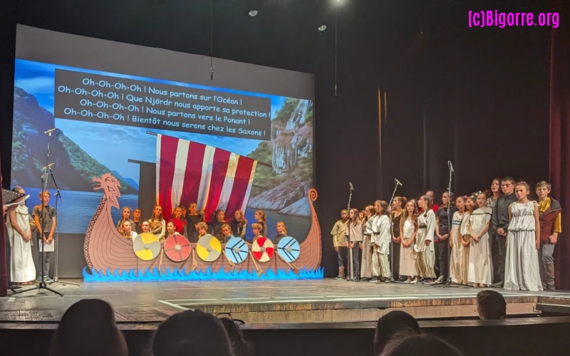 La comédie musicale des vikings du collège Voltaire
