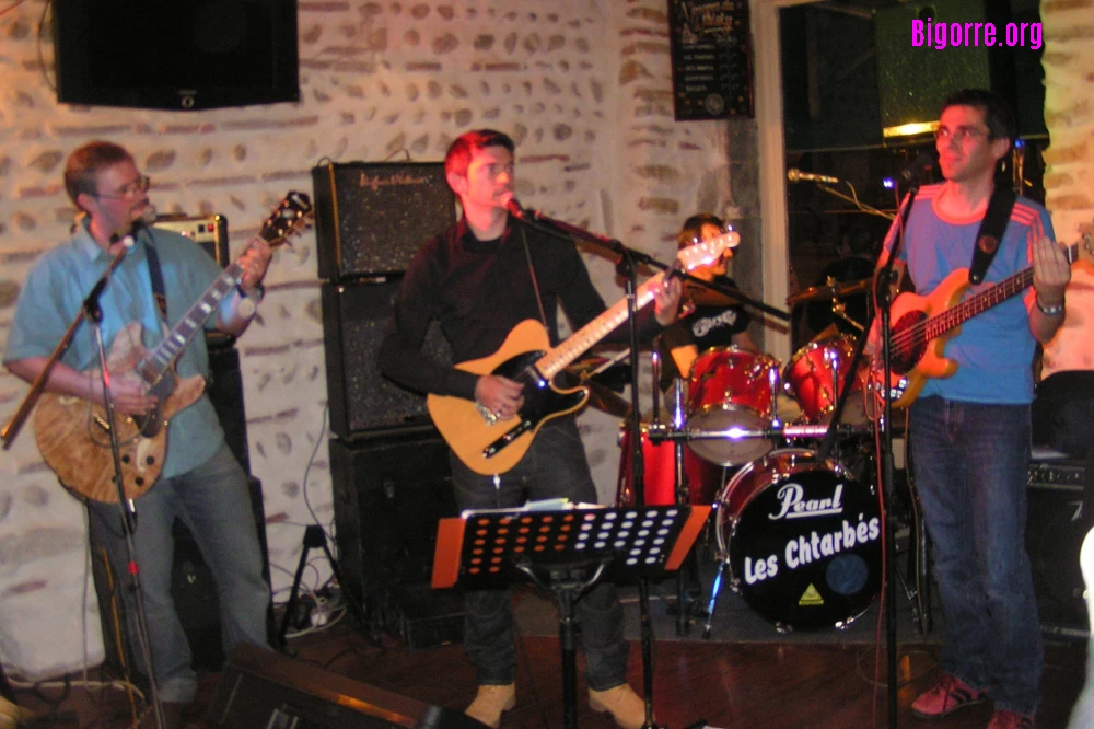 Premier concert des Chtarbés au Café à Tarbes