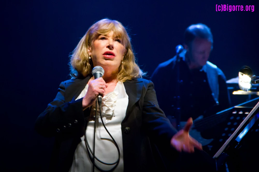 09/04/11 : Marianne faithfull au Parvis
