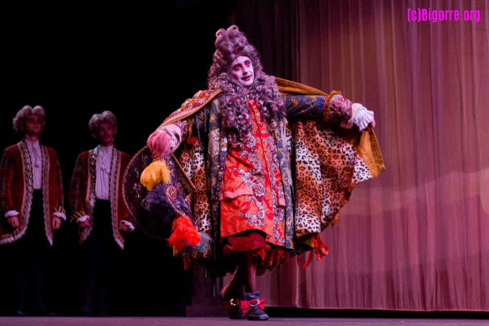 Le Bourgeois Gentilhomme de Molière mis en scène par Denis Podalydès au Parvis   