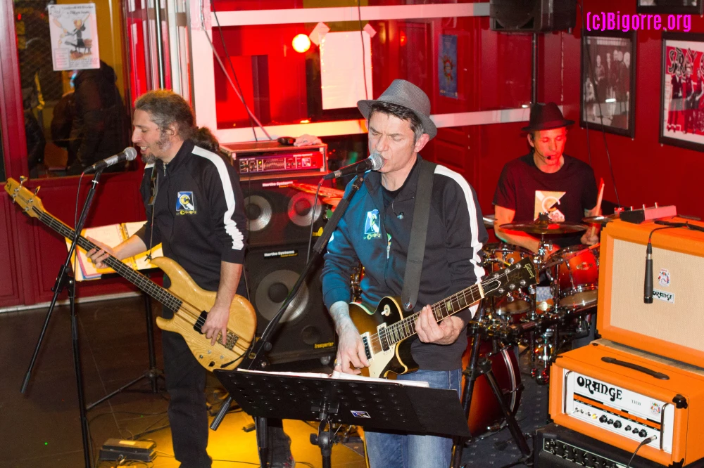 Les Chtarbés au Janis