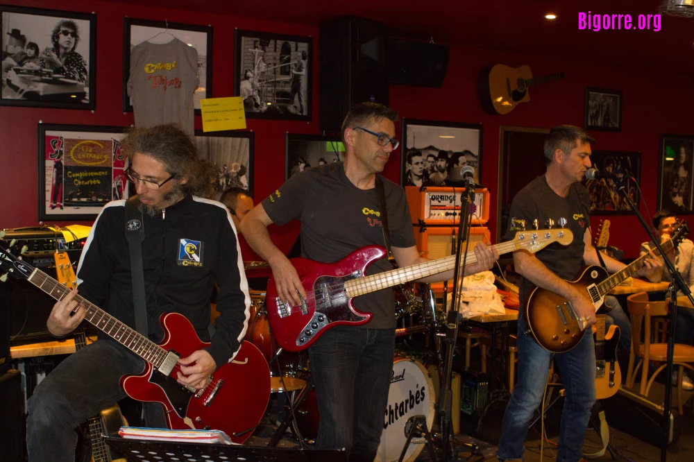 Les Chtarbés au Janis avec le bassiste des débuts du groupe