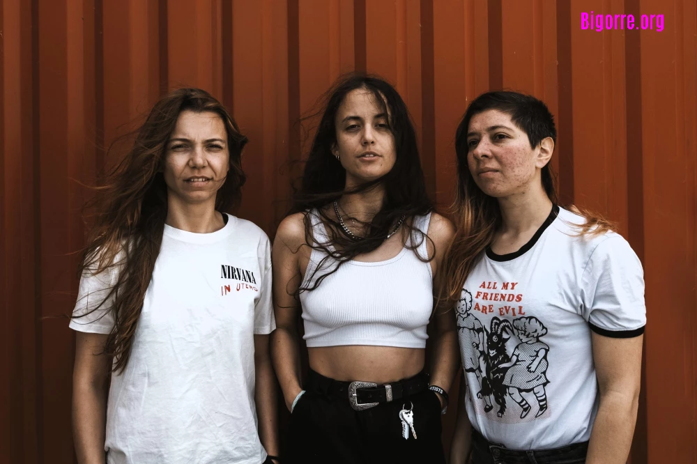 Anaïs Belmonte, Gabbie Burns et Marine Masachs