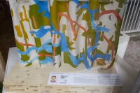 Camouflage de Valentin Viven  exposé en vitrine de L'étal de l'hexagone à Tarbes
