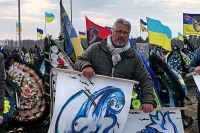 Pierre <q>Pedro</q> Bergé en février dernier dans le cimetière Yatsevo à Tchernihiv en Ukraine/ Stéphane Boularand (c)Bigorre.org