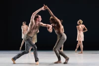 Alonzi King Lines Ballet sur la scène du Parvis