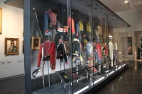 Vitrine du musée des Hussards à Tarbes