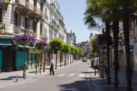 la rue foch à Tarbes