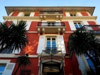 https://t-ec.bstatic.com/images/hotel/max1024x768/116/116990212.jpg