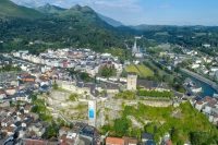 Lourdes, château et sansctuaire/ P. Vincent, OT Lourdes Lourdes, château et sansctuaire/ P. Vincent, OT Lourdes
